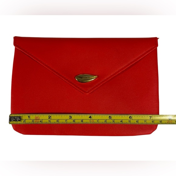 Retired IPSY Sealed with a Kiss Cosmetics Bag - Picture 7 of 7